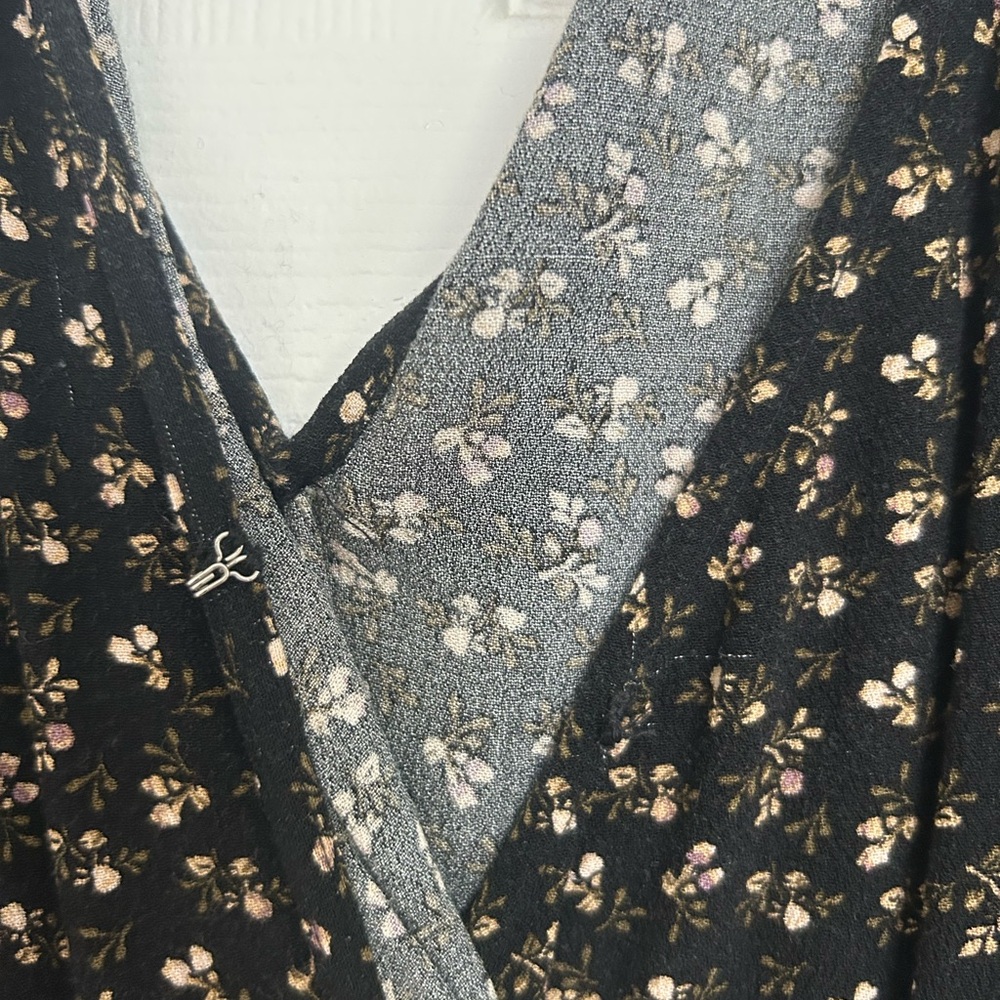 American Eagle 3/4 Sleeve Romper - Picture 3 of 10